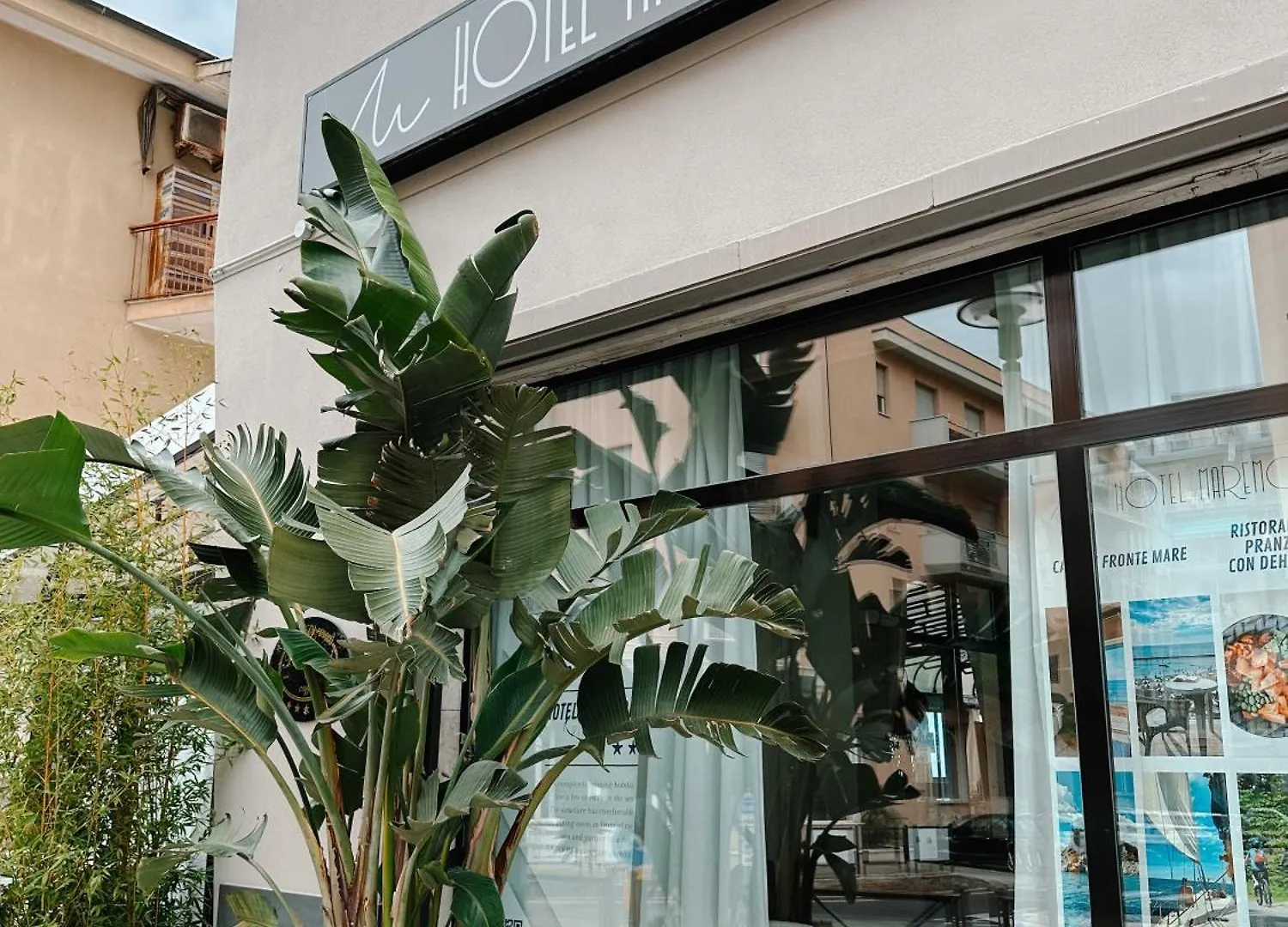 Hotel Maremola Pietra Ligure 2*,  Ιταλία